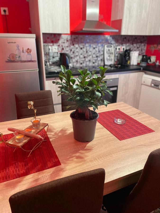Home Nadia Corinth Dış mekan fotoğraf